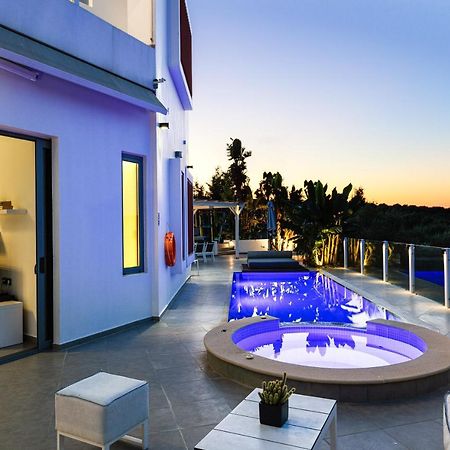 Chara Sensory Luxury Villa With Heated Pool & Gym, By Thinkvilla Pánormos Extérieur photo