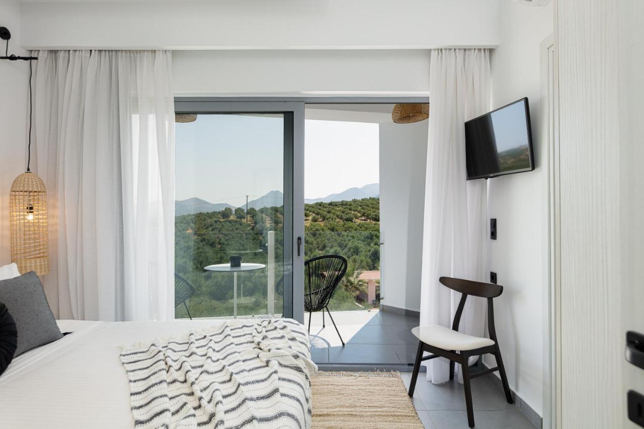 Chara Sensory Luxury Villa With Heated Pool & Gym, By Thinkvilla Pánormos Extérieur photo