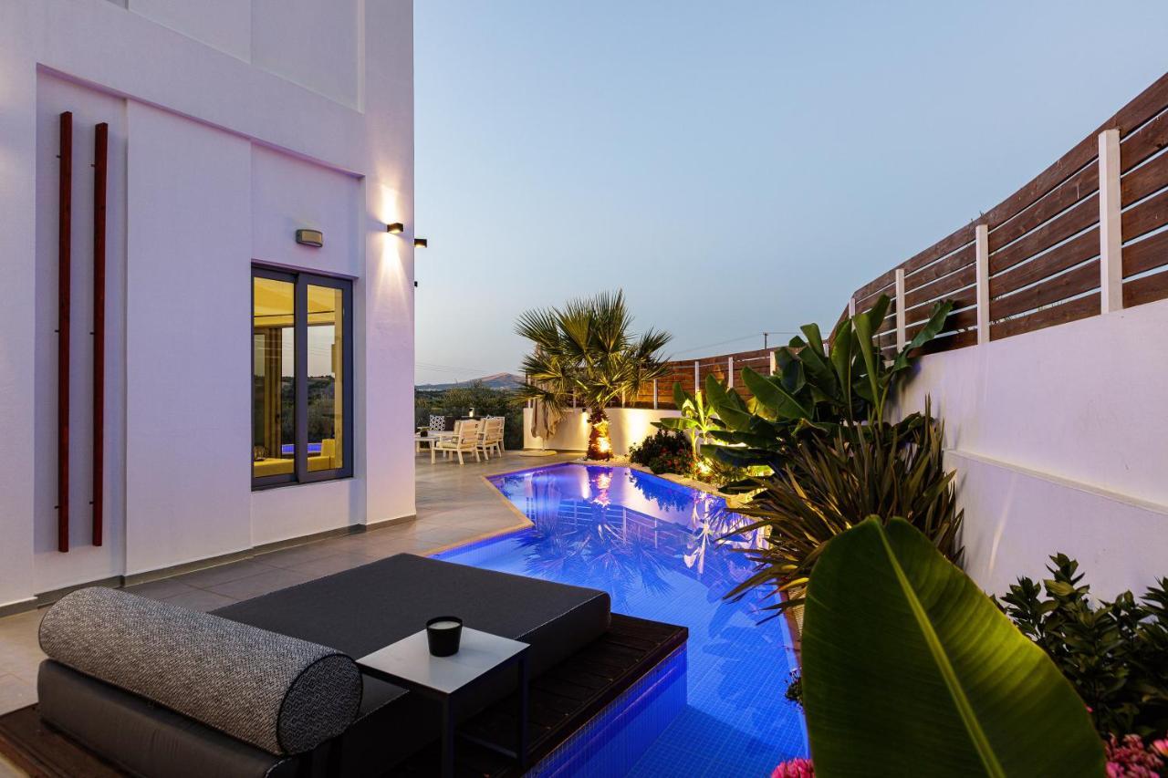Chara Sensory Luxury Villa With Heated Pool & Gym, By Thinkvilla Pánormos Extérieur photo